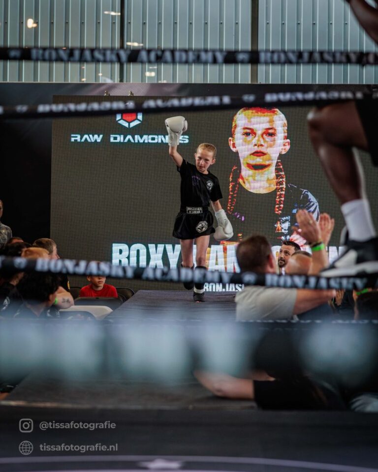Raw Diamonds 24 — Sport in Almere