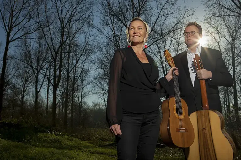 Z.O.O. Guitar Duo en NJGO – ‘Guitarra Vibrante’ — Muziek in Almere